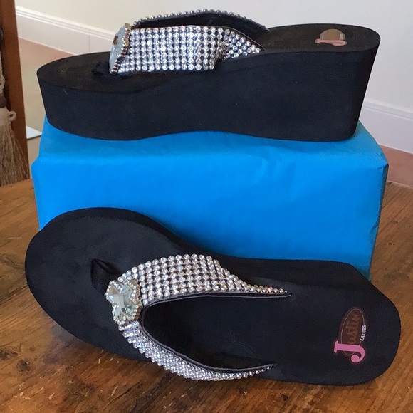 Shoes - Justin Ladies Platform Sandals size 8